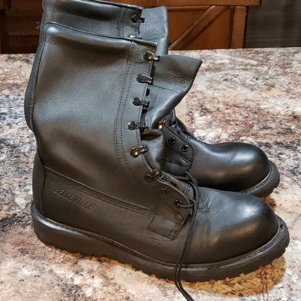 Military issue men's boots